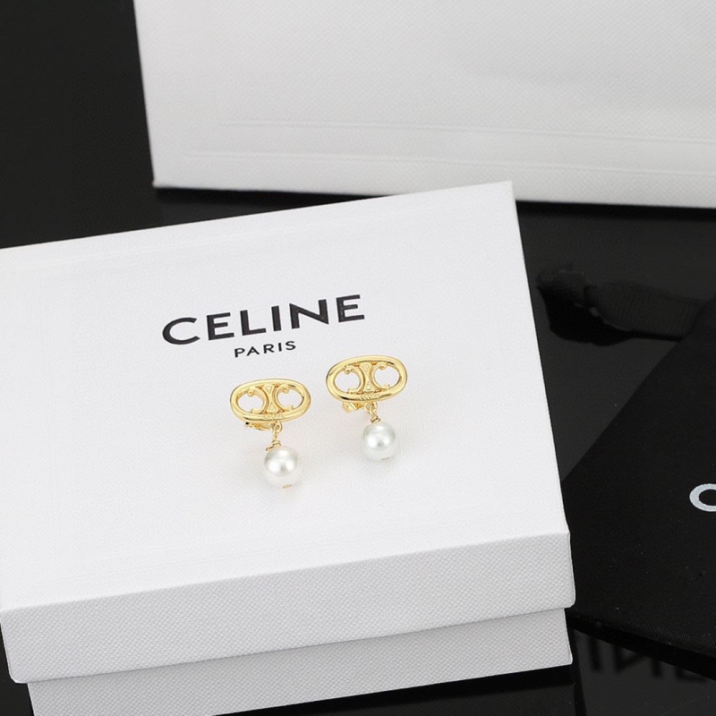Ce**e earrings